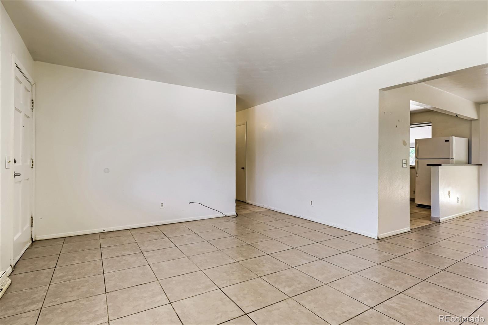 MLS Image #7 for 392 s peoria circle,aurora, Colorado