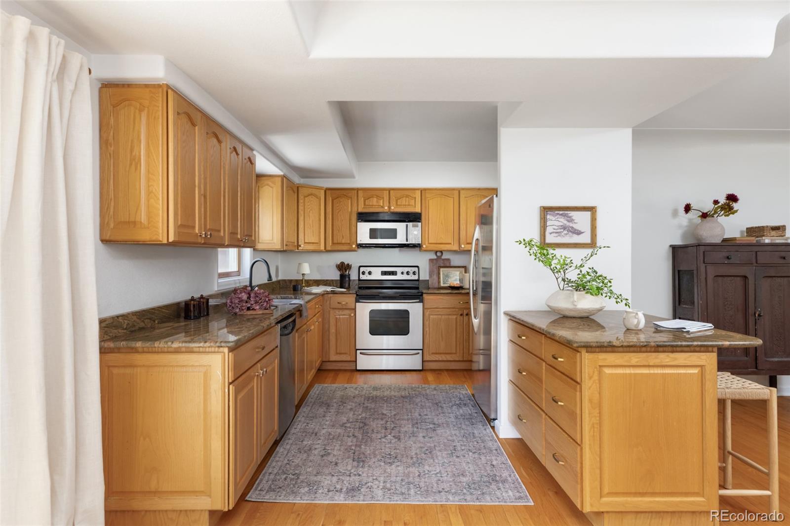MLS Image #11 for 960  garrison street,denver, Colorado