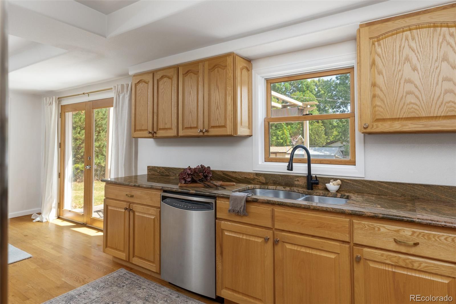 MLS Image #13 for 960  garrison street,denver, Colorado