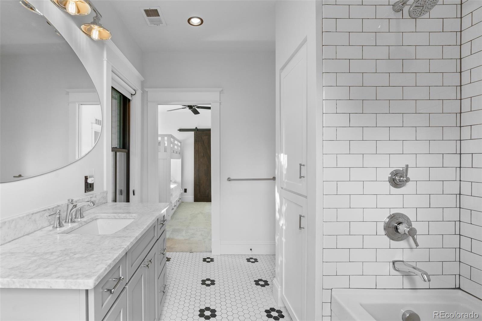MLS Image #37 for 2417 w 35th avenue,denver, Colorado