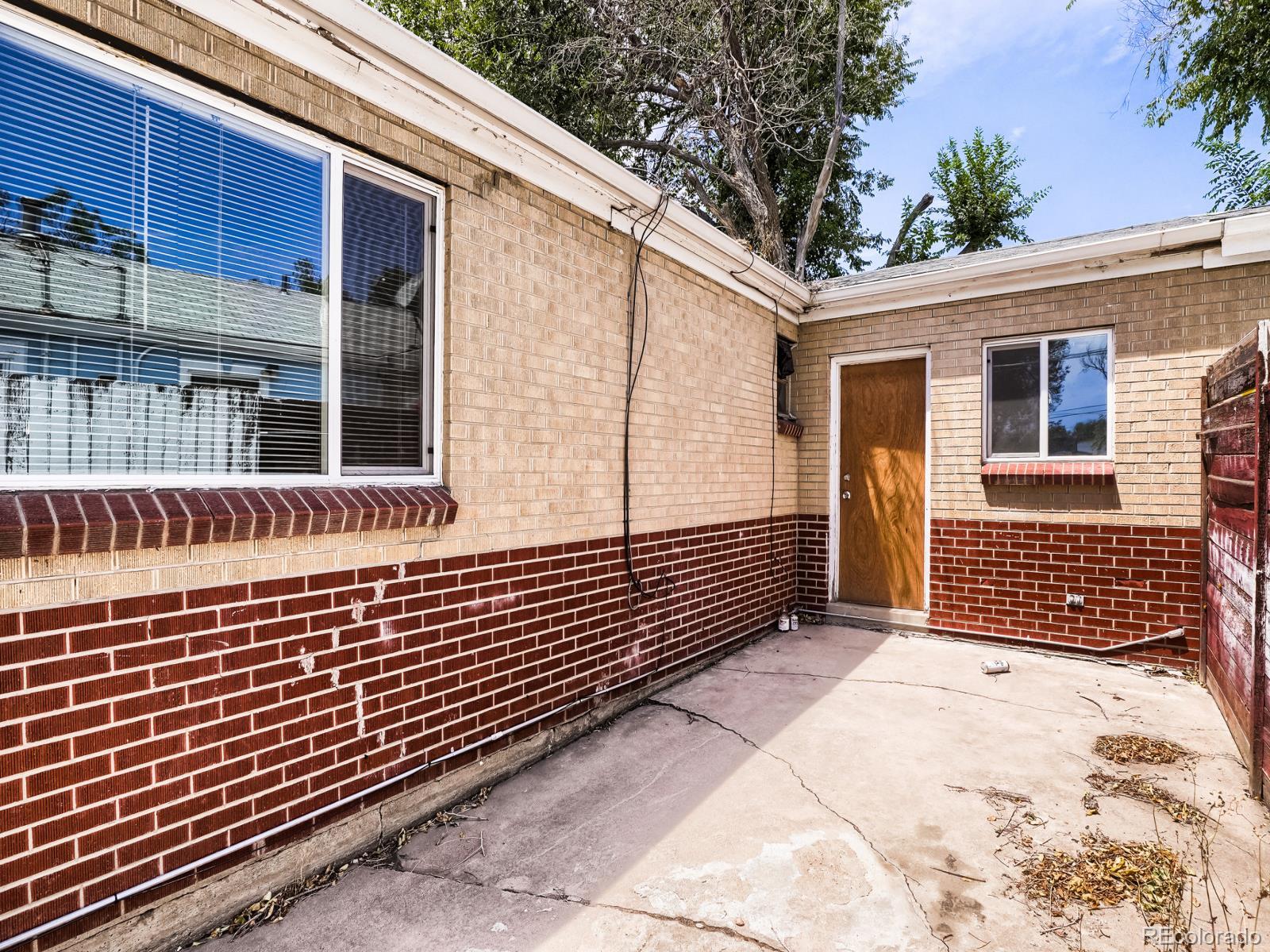 MLS Image #4 for 9629 e 19th avenue,aurora, Colorado