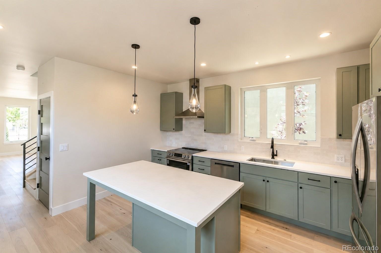 MLS Image #4 for 712 w 2nd street,salida, Colorado