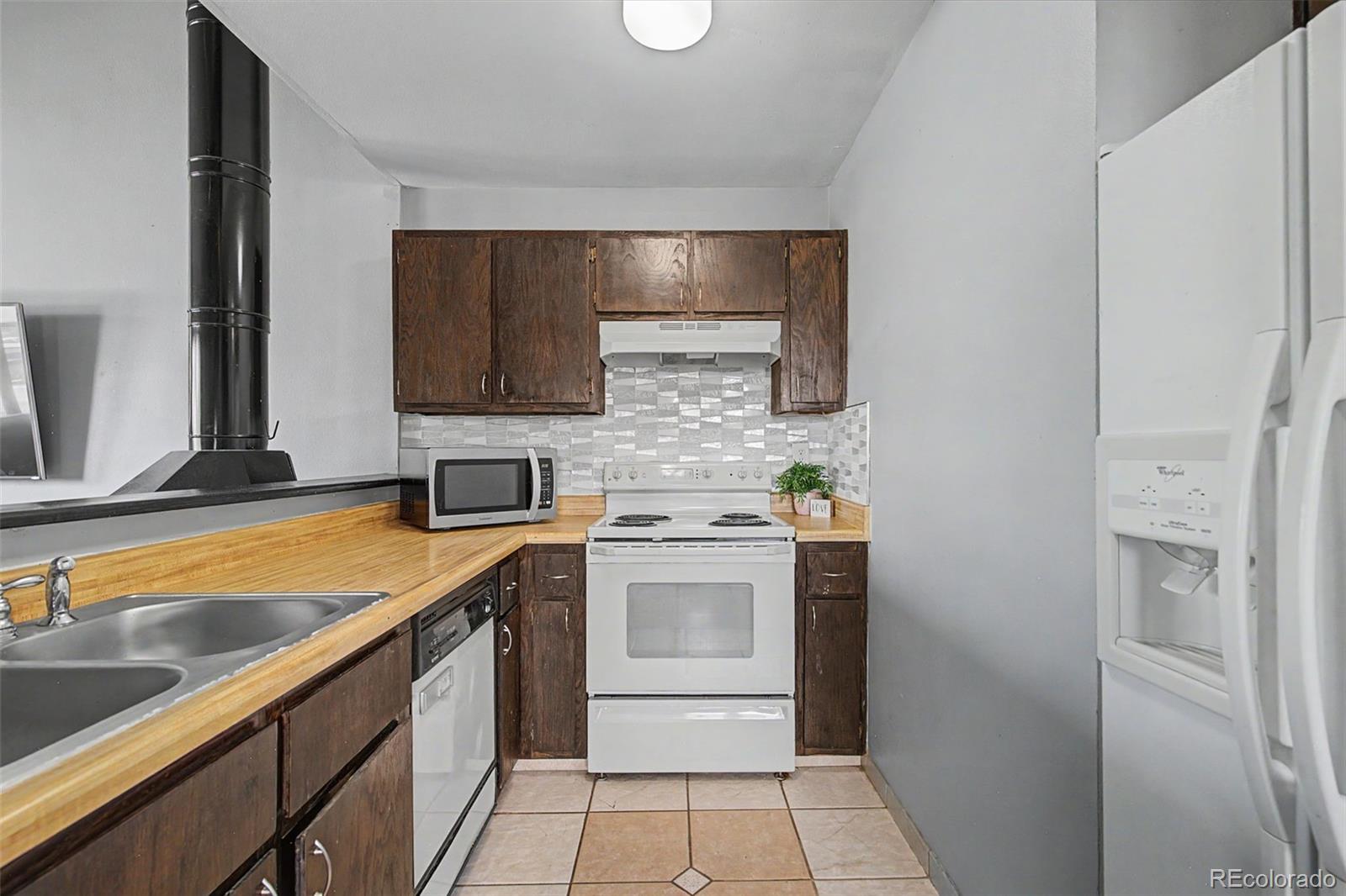 MLS Image #11 for 5556  mansfield court ,colorado springs, Colorado