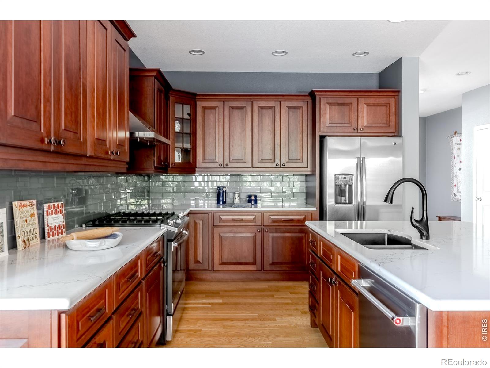 MLS Image #10 for 1370  armstrong drive,longmont, Colorado