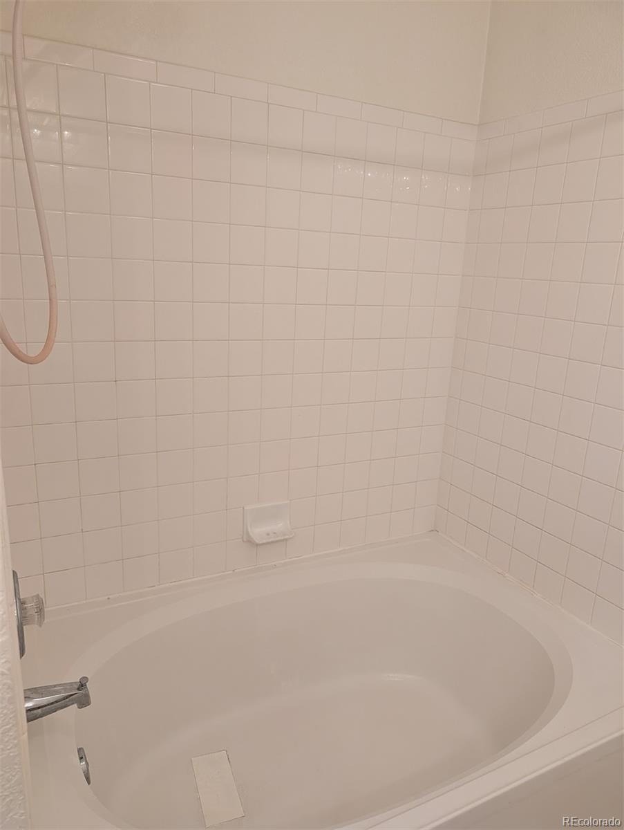 MLS Image #10 for 14400  albrook drive 73,denver, Colorado
