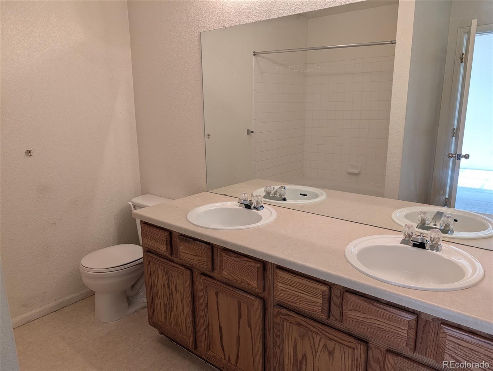 MLS Image #9 for 14400  albrook drive 73,denver, Colorado