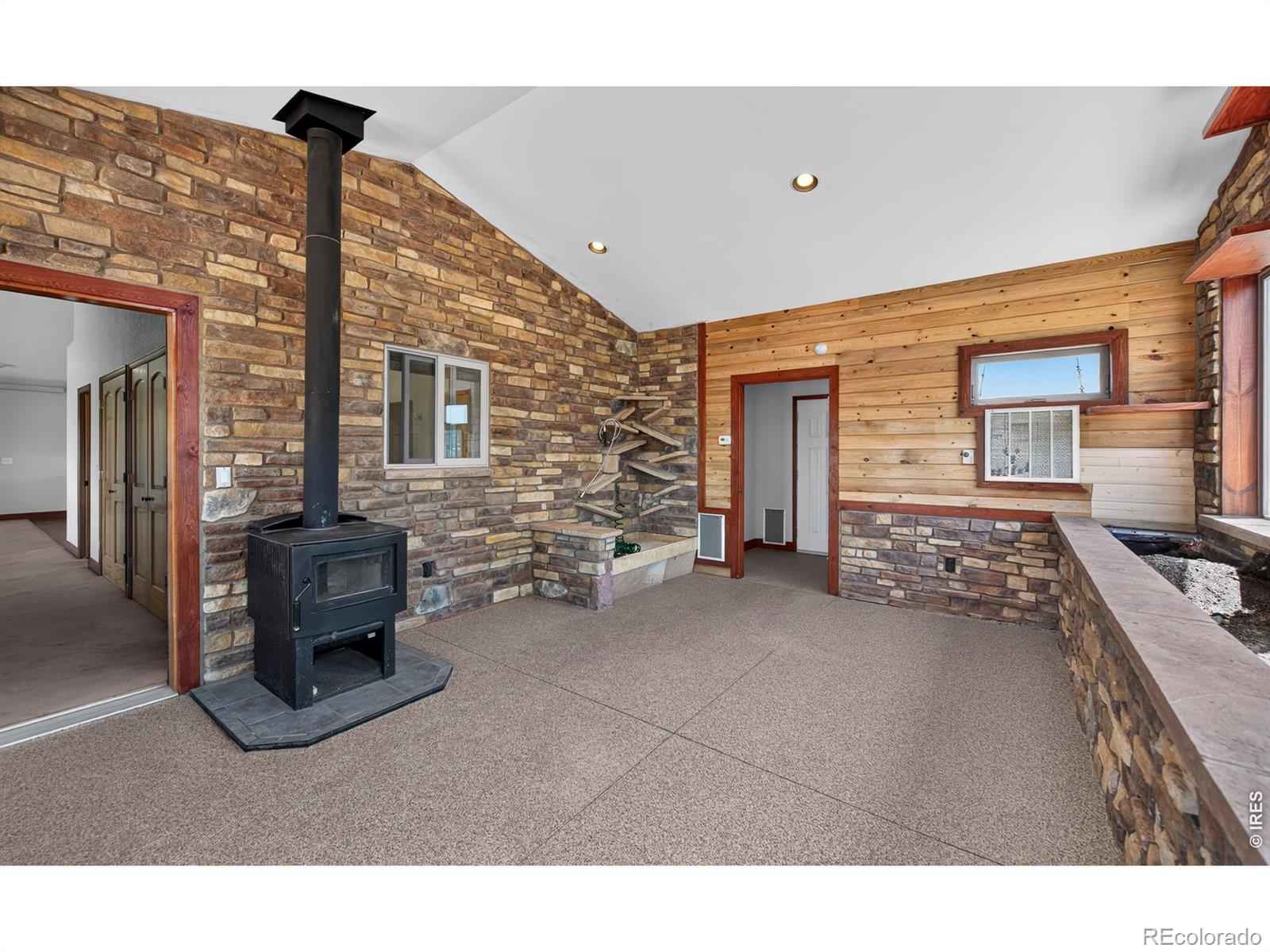 MLS Image #26 for 17622  county road 1 ,berthoud, Colorado