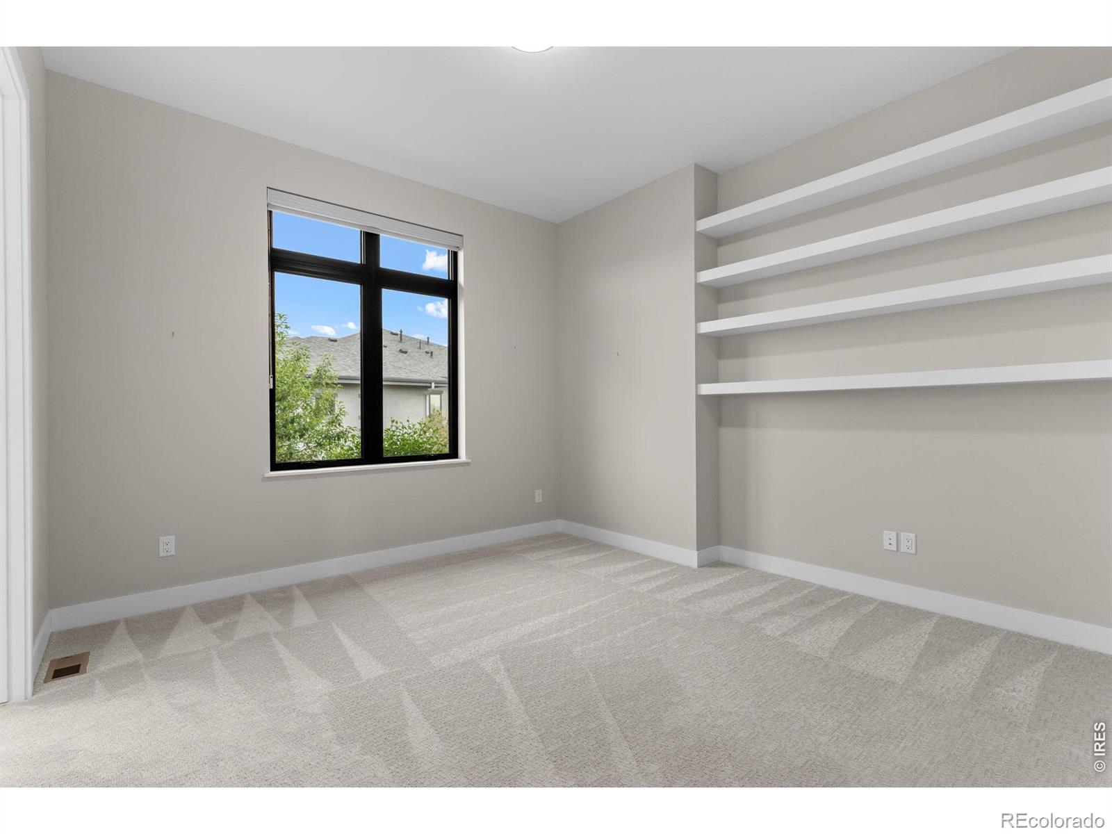 MLS Image #30 for 523  nesting eagles way,berthoud, Colorado