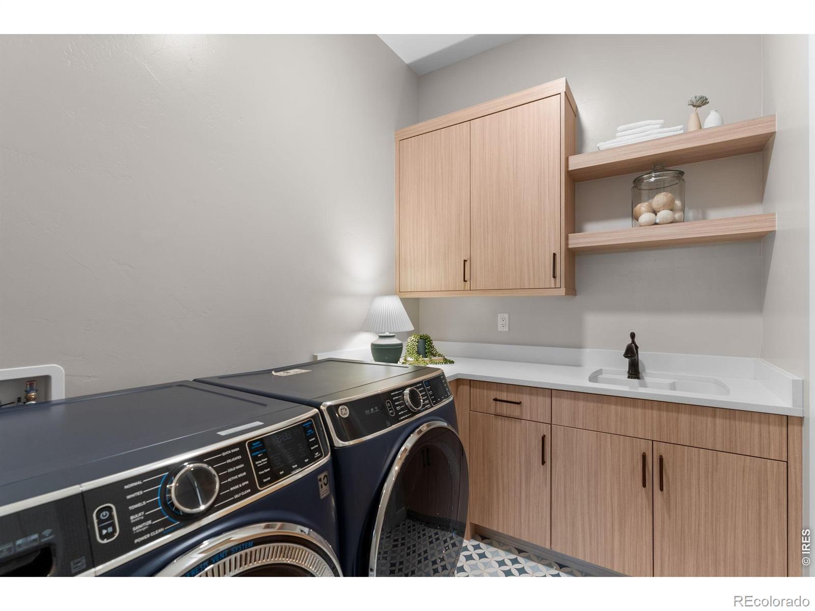 MLS Image #35 for 523  nesting eagles way,berthoud, Colorado