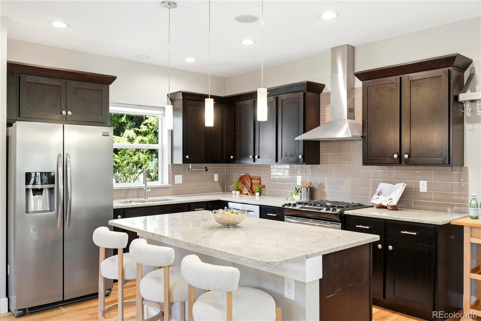 MLS Image #10 for 2450 n vine street,denver, Colorado