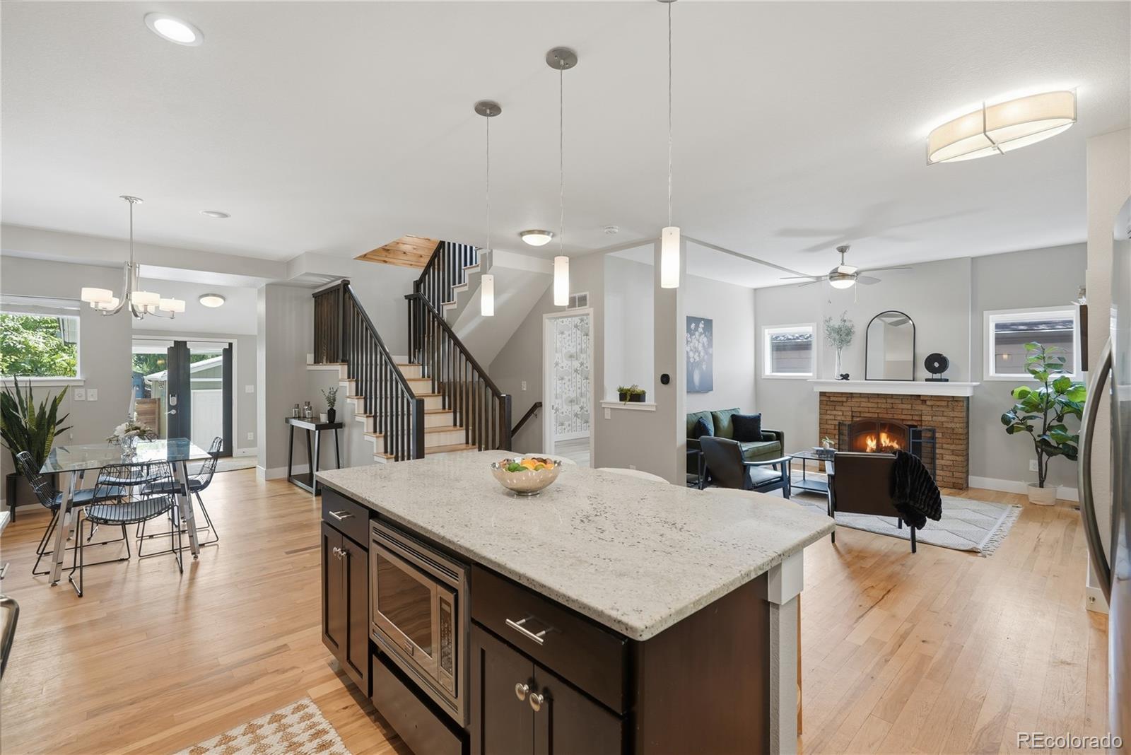 MLS Image #11 for 2450 n vine street,denver, Colorado