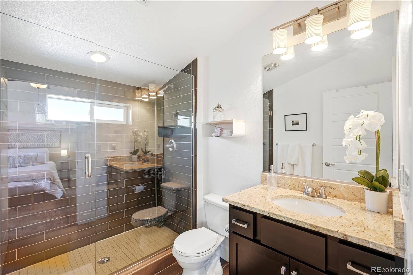 MLS Image #23 for 2450 n vine street,denver, Colorado