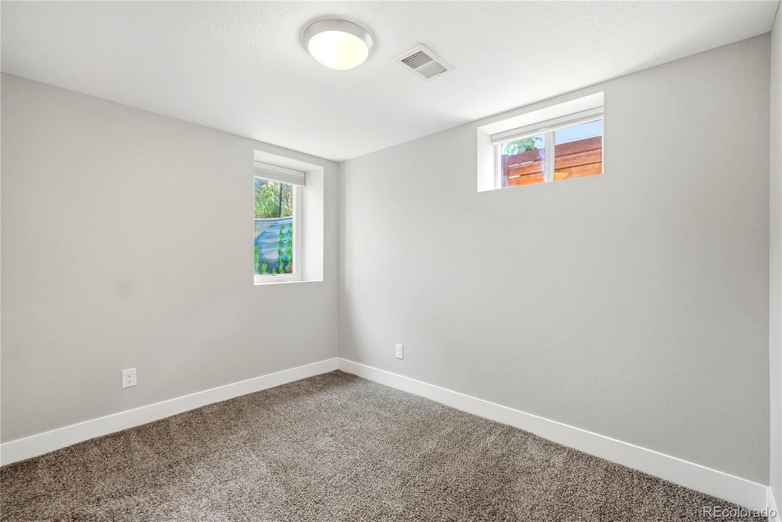 MLS Image #30 for 2450 n vine street,denver, Colorado