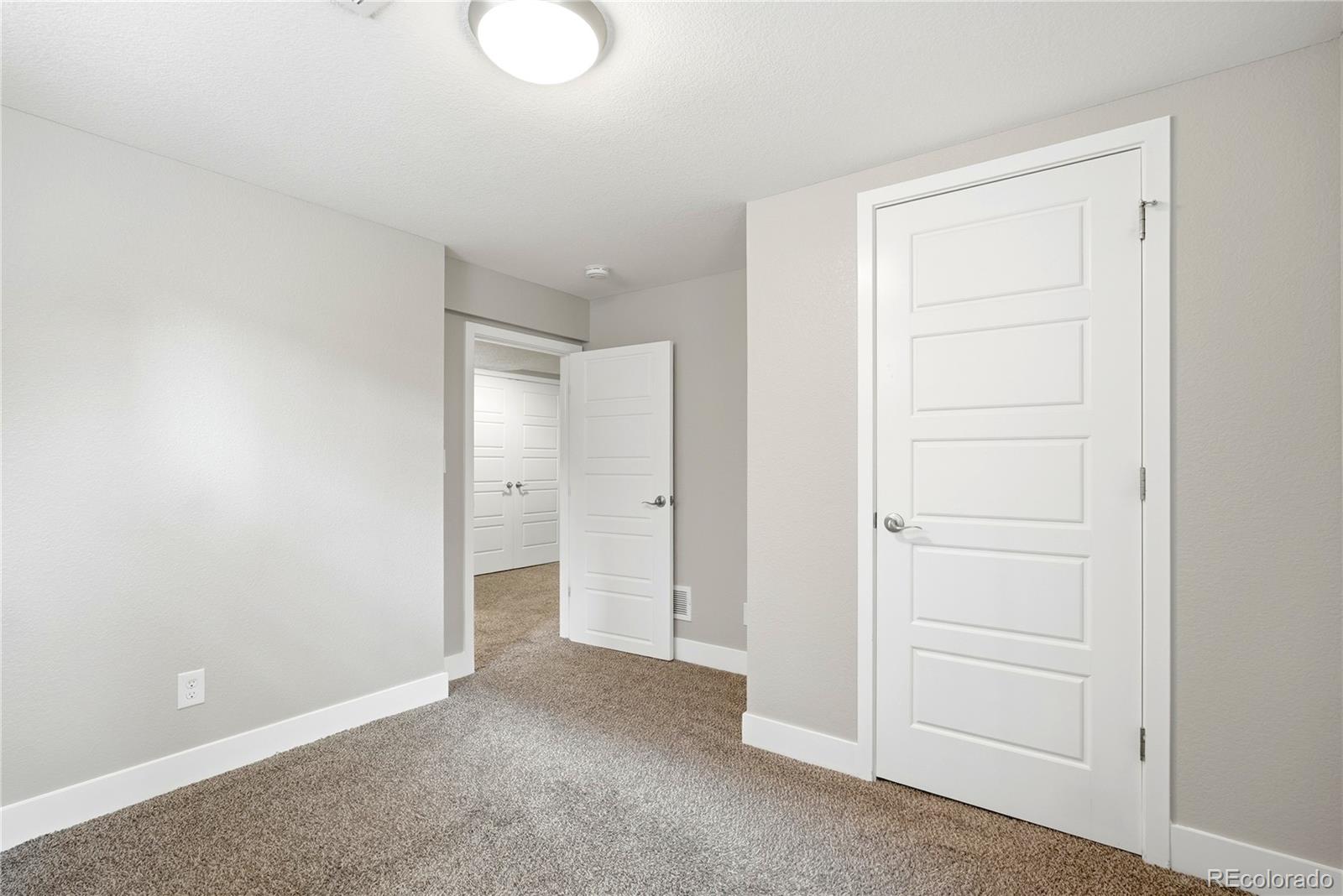 MLS Image #31 for 2450 n vine street,denver, Colorado