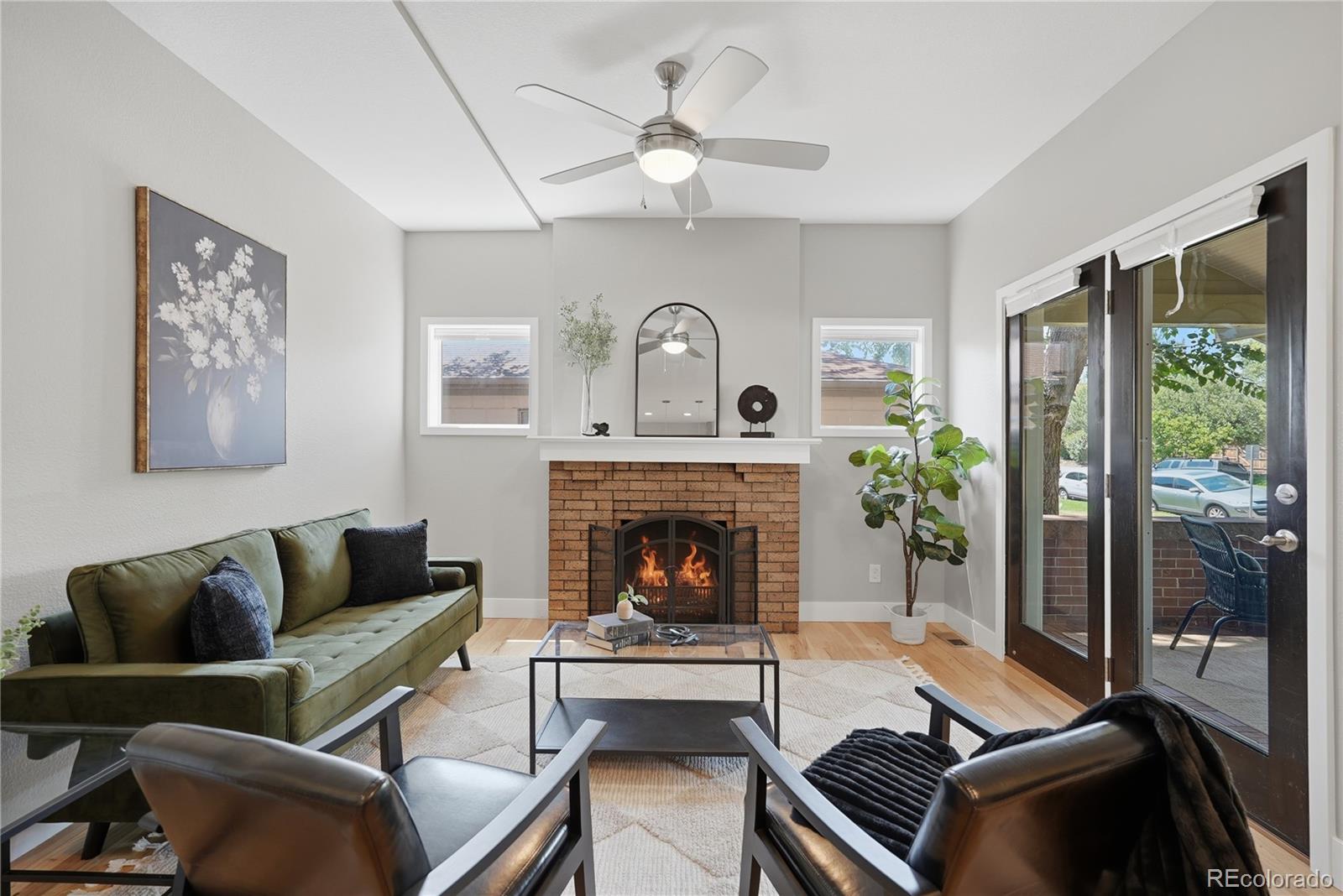 MLS Image #6 for 2450 n vine street,denver, Colorado