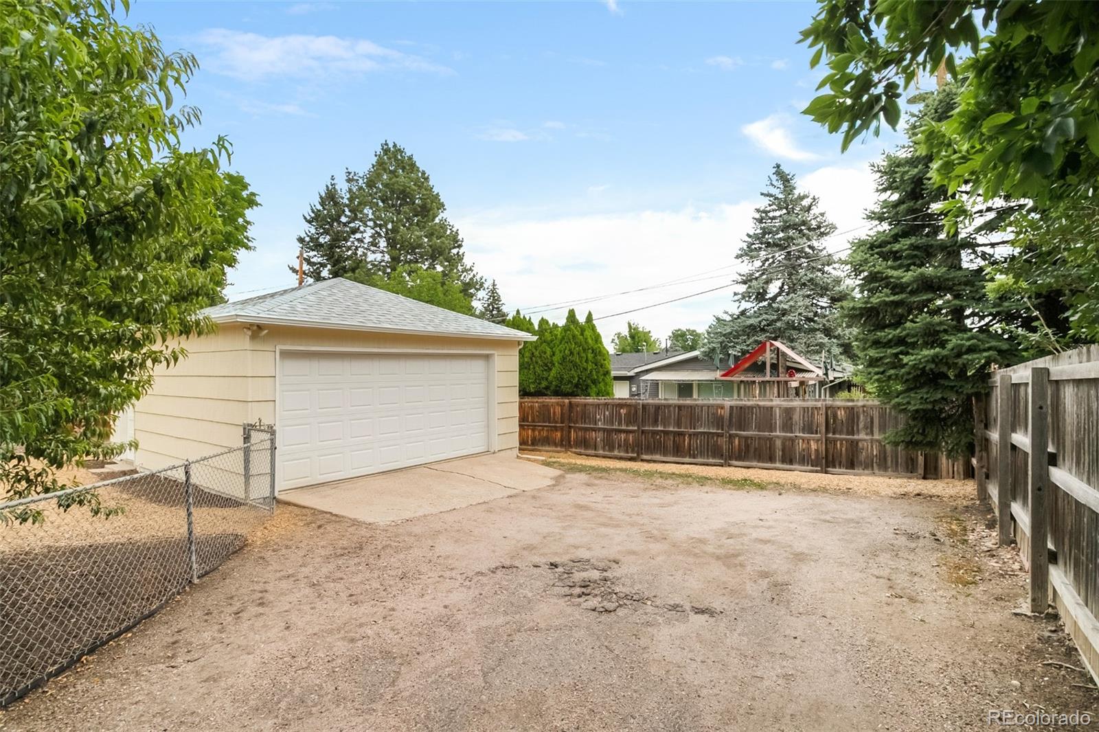 MLS Image #27 for 6760 s foresthill street,littleton, Colorado