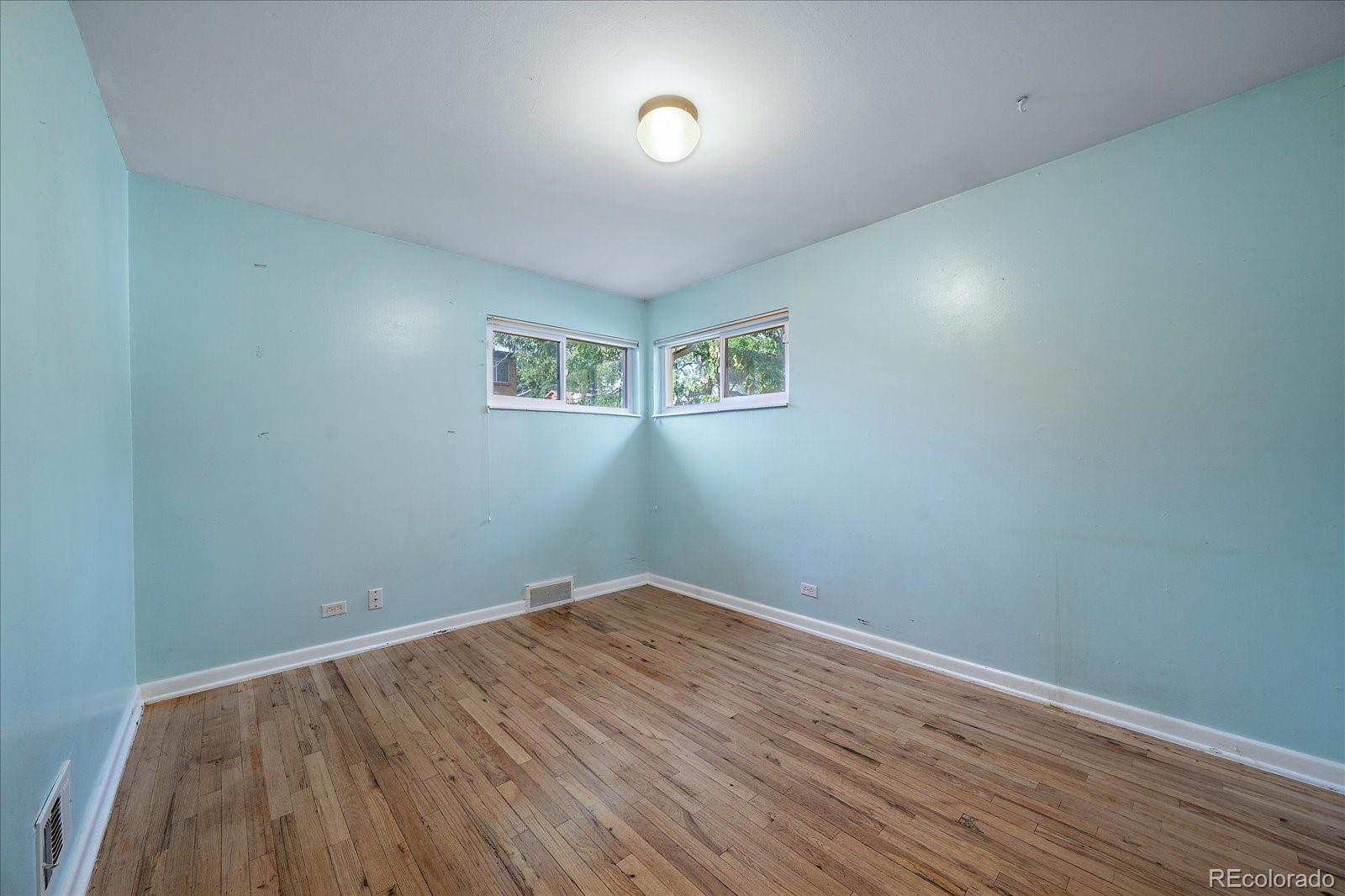 MLS Image #11 for 3650 s delaware street,englewood, Colorado