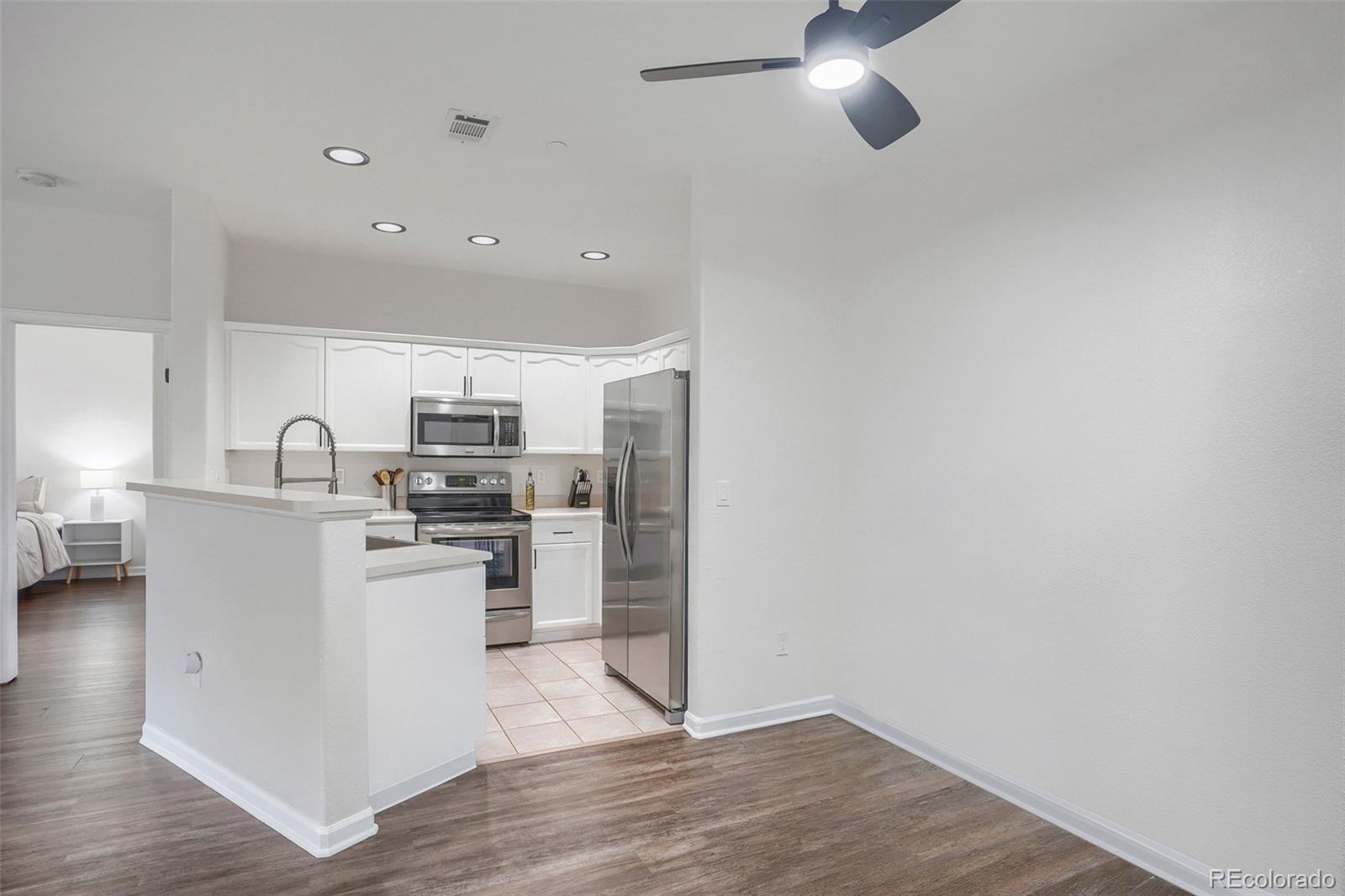 MLS Image #4 for 7429 s alkire street 204,littleton, Colorado
