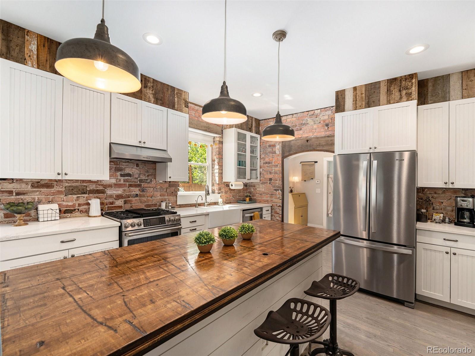 MLS Image #9 for 912  arapahoe street,golden, Colorado