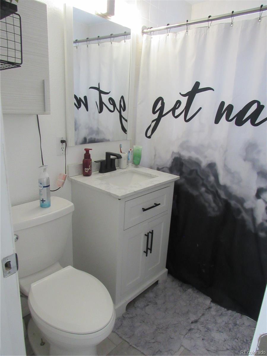 MLS Image #10 for 7020 e 1st place ,denver, Colorado