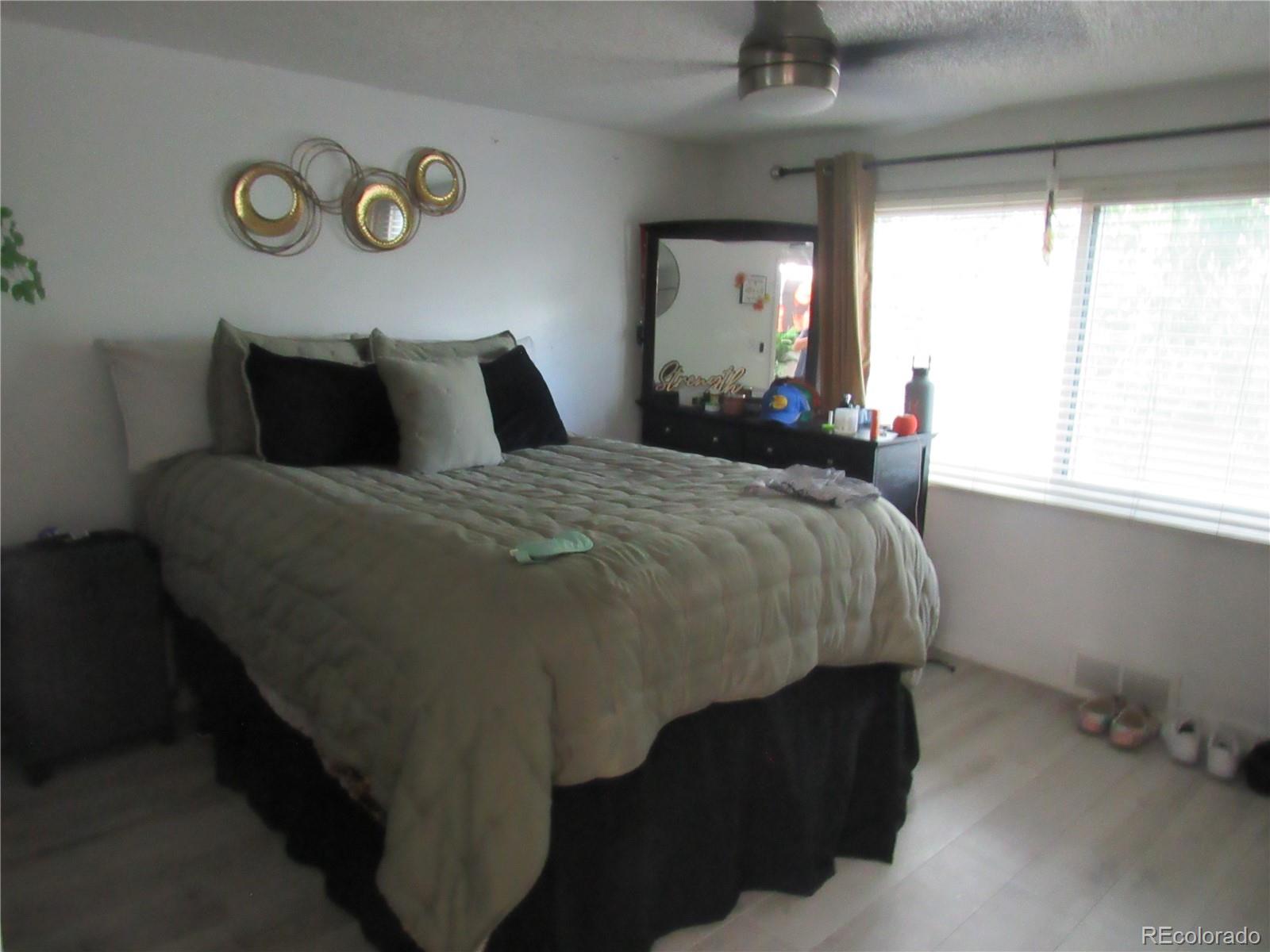 MLS Image #12 for 7020 e 1st place ,denver, Colorado