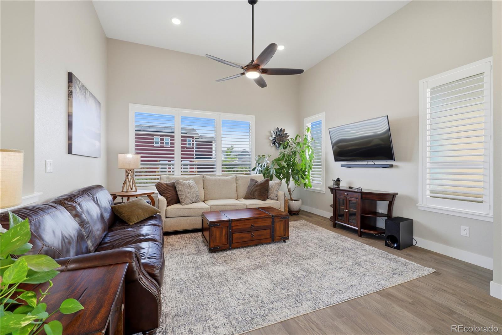MLS Image #10 for 6302  emporia street,denver, Colorado