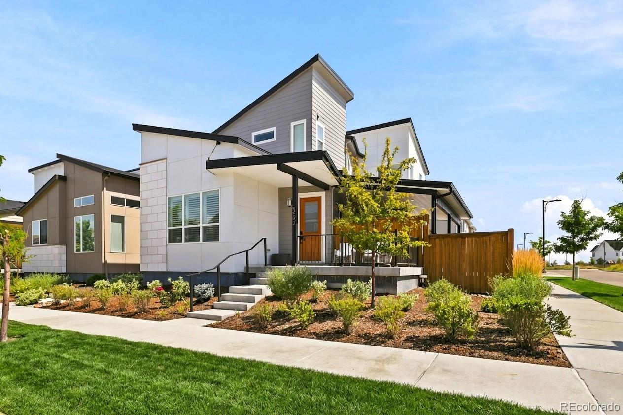 MLS Image #3 for 6302  emporia street,denver, Colorado
