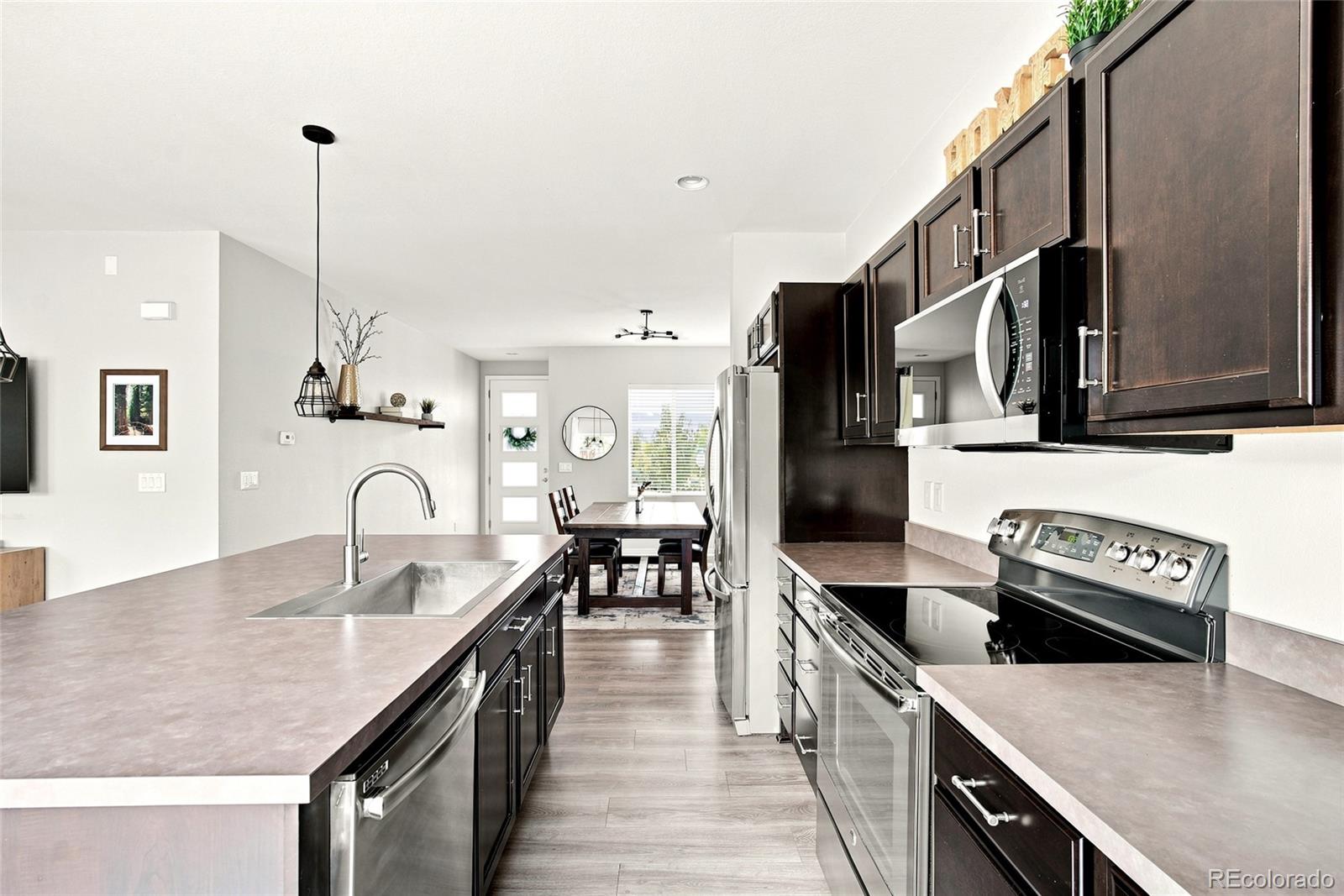 MLS Image #8 for 10850  richfield circle,commerce city, Colorado