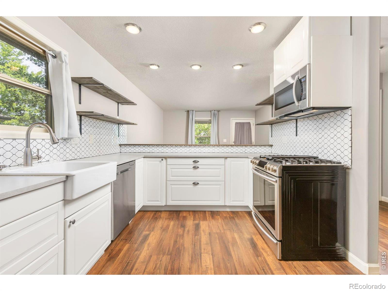 MLS Image #9 for 203 e colorado avenue,berthoud, Colorado
