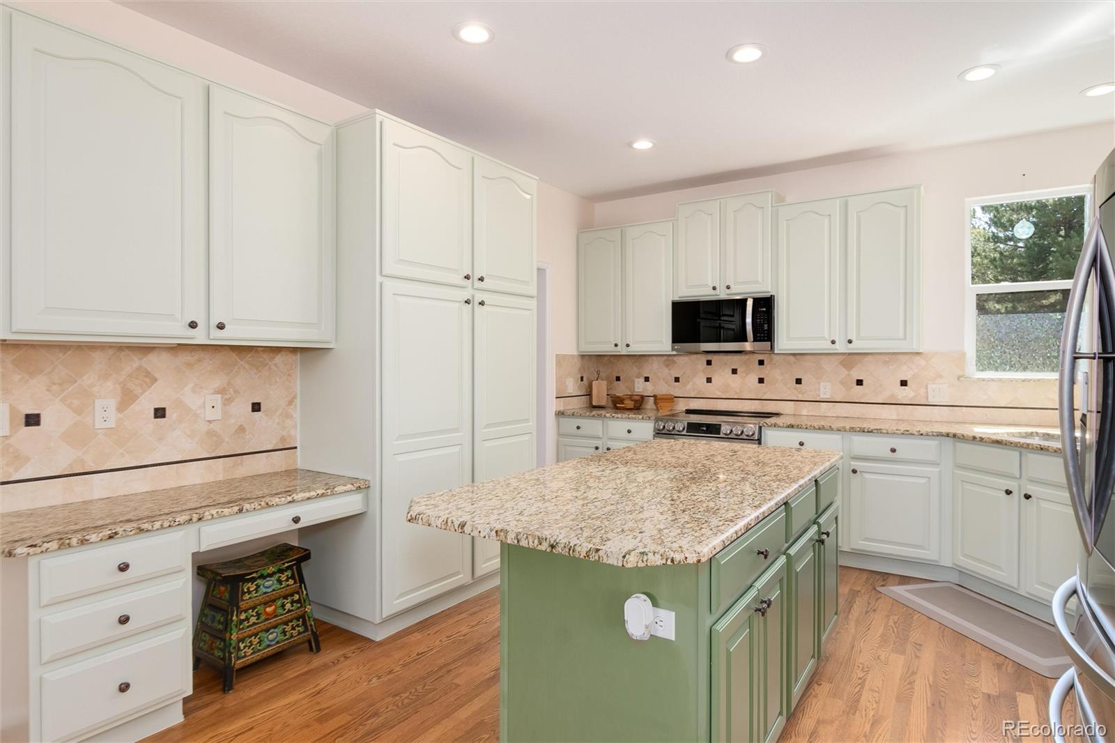 MLS Image #11 for 752  hughes lane,littleton, Colorado