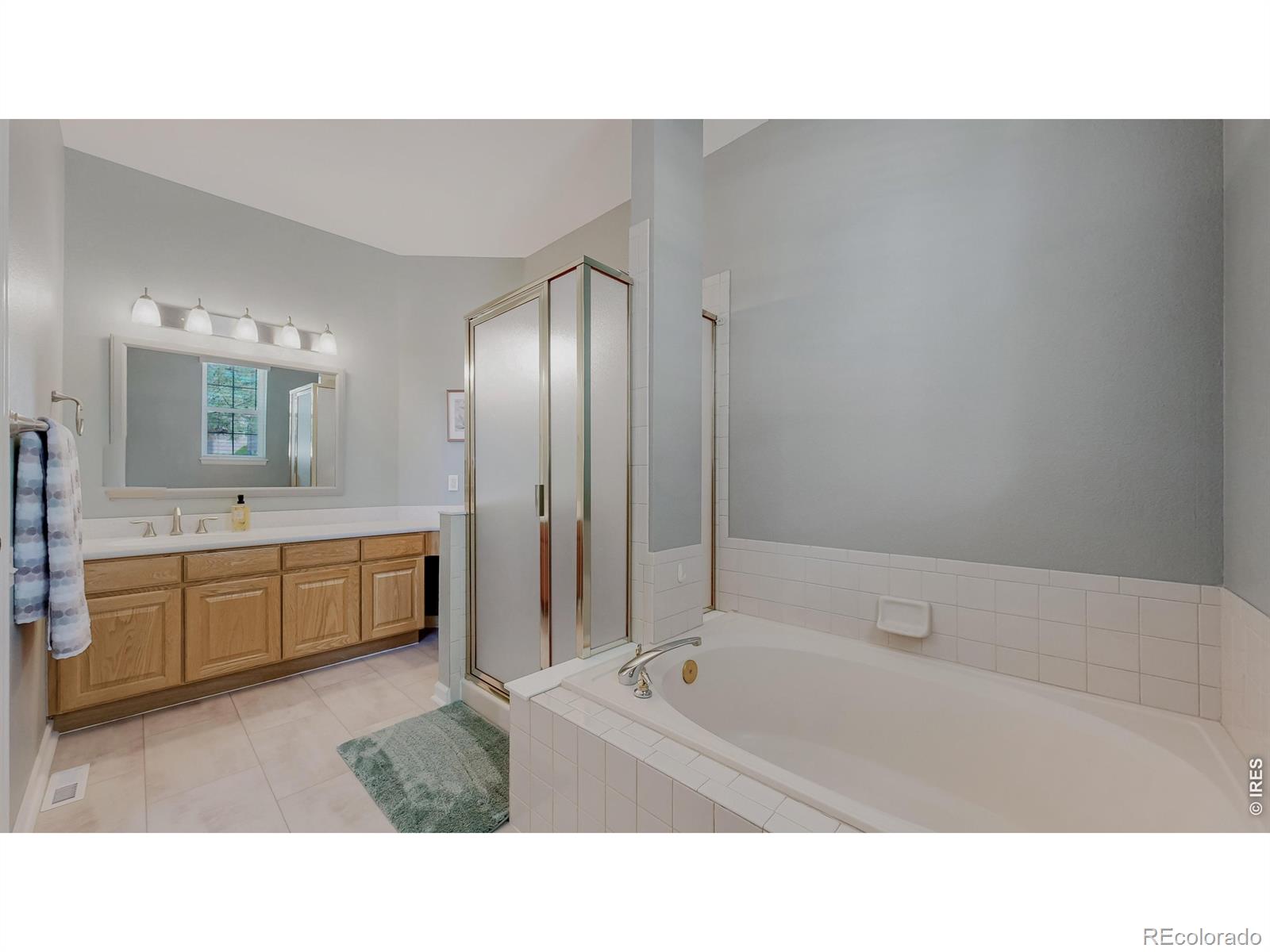 MLS Image #16 for 10112  grove loop a,westminster, Colorado