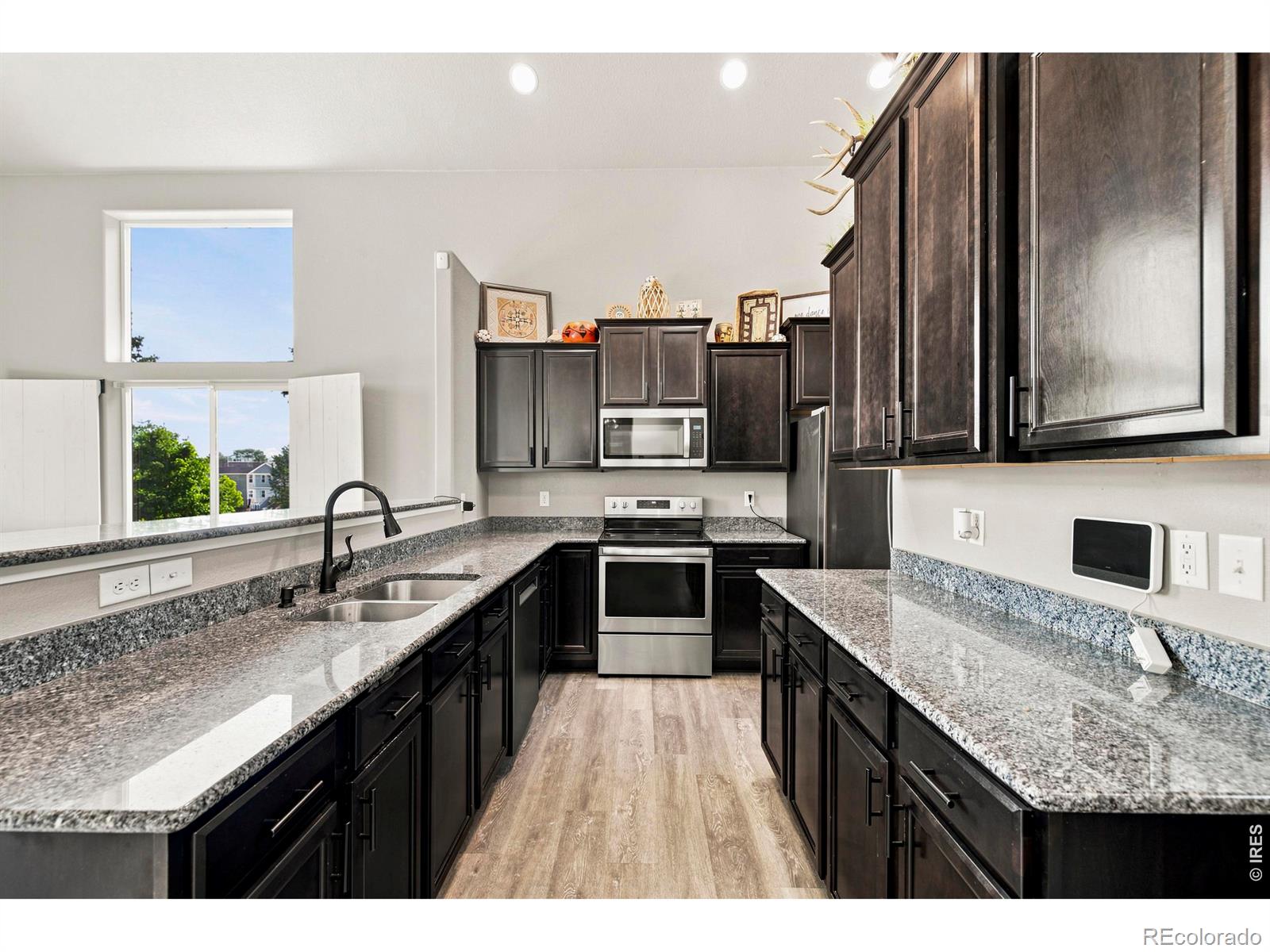 MLS Image #10 for 414  ellie way,berthoud, Colorado