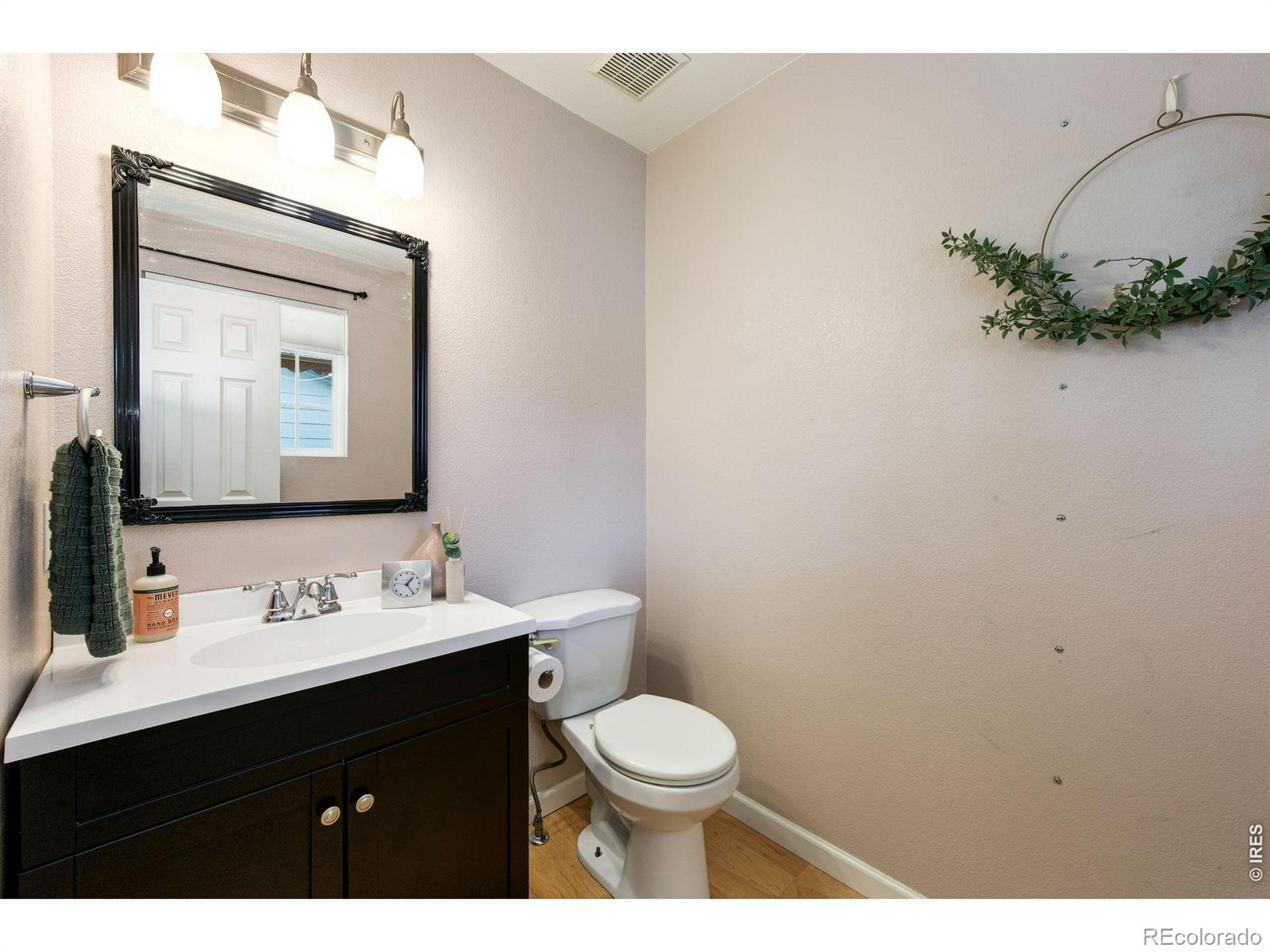 MLS Image #11 for 124  indiana avenue,berthoud, Colorado