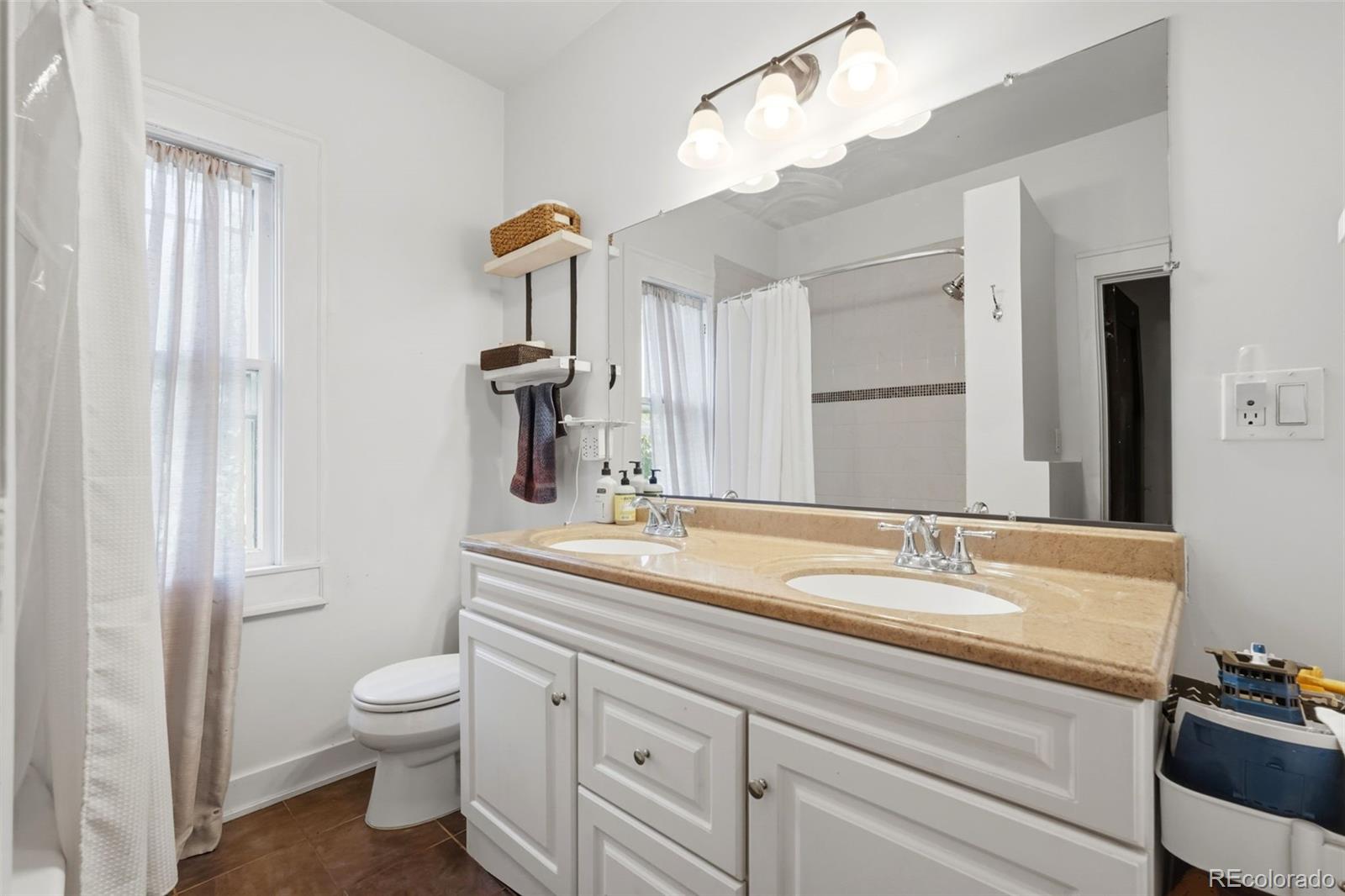 MLS Image #21 for 543 s downing street,denver, Colorado