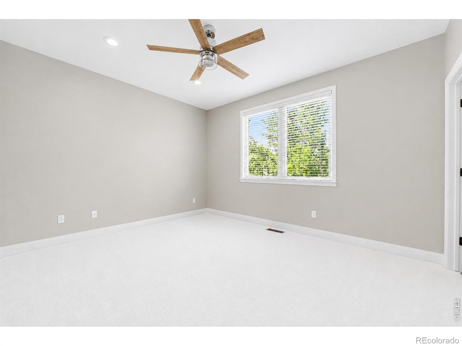 MLS Image #11 for 155 s garfield street,denver, Colorado