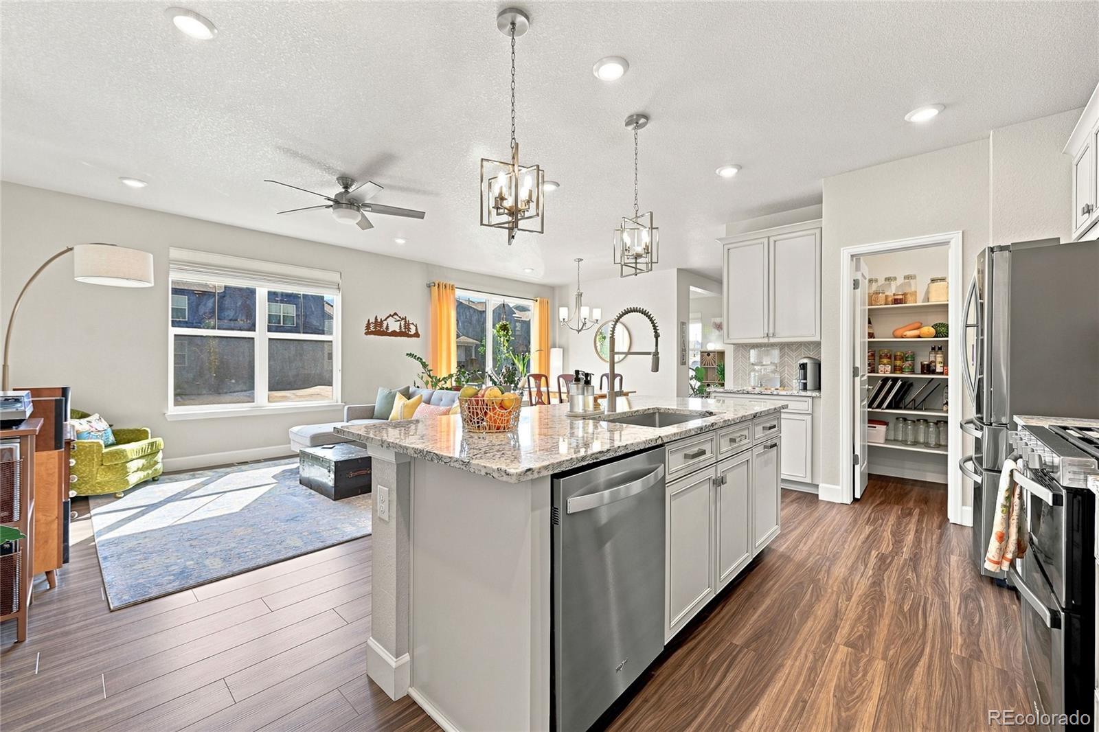 MLS Image #11 for 8281  hunts peak street,littleton, Colorado