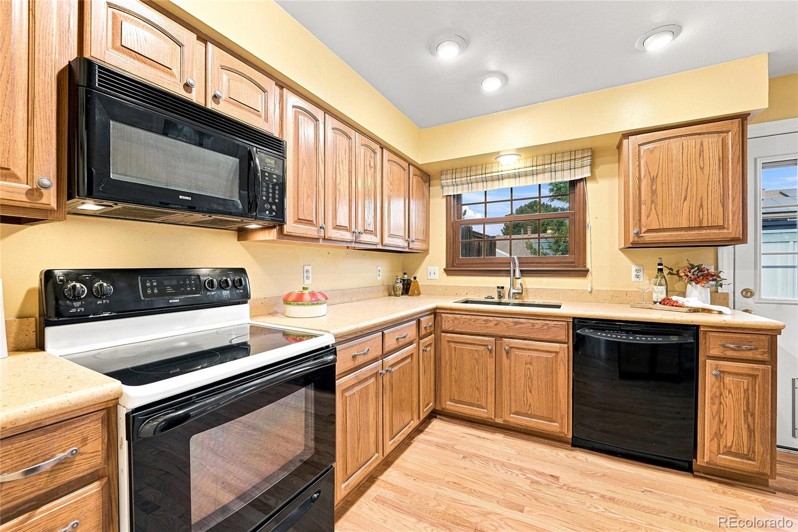 MLS Image #12 for 2515 e geddes place,littleton, Colorado