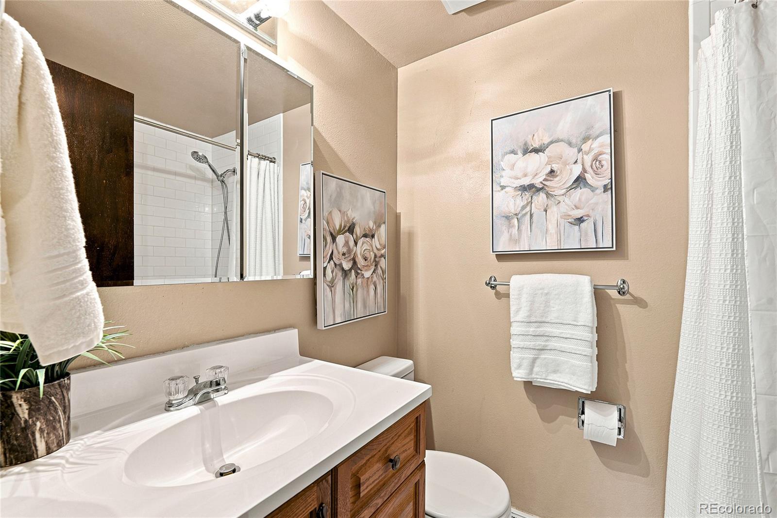 MLS Image #16 for 2515 e geddes place,littleton, Colorado