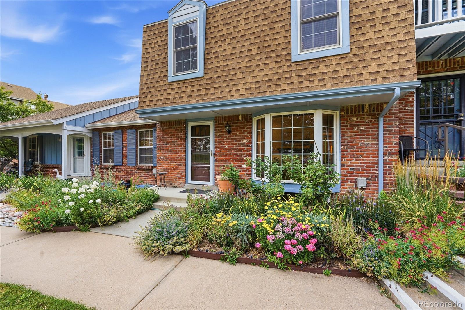 MLS Image #2 for 2515 e geddes place,littleton, Colorado