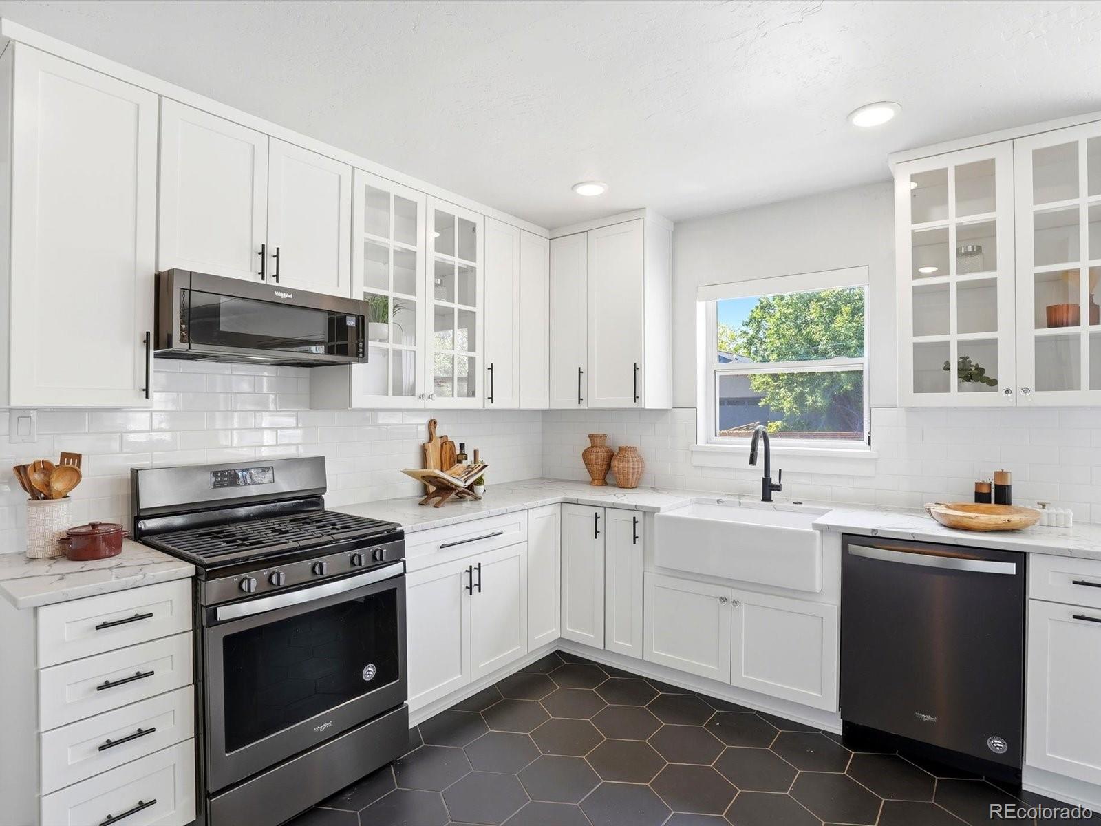MLS Image #12 for 1200  jasmine street,denver, Colorado