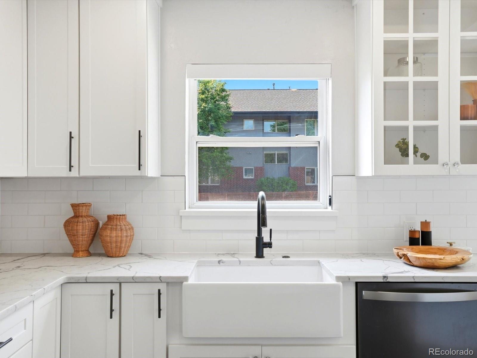 MLS Image #15 for 1200  jasmine street,denver, Colorado