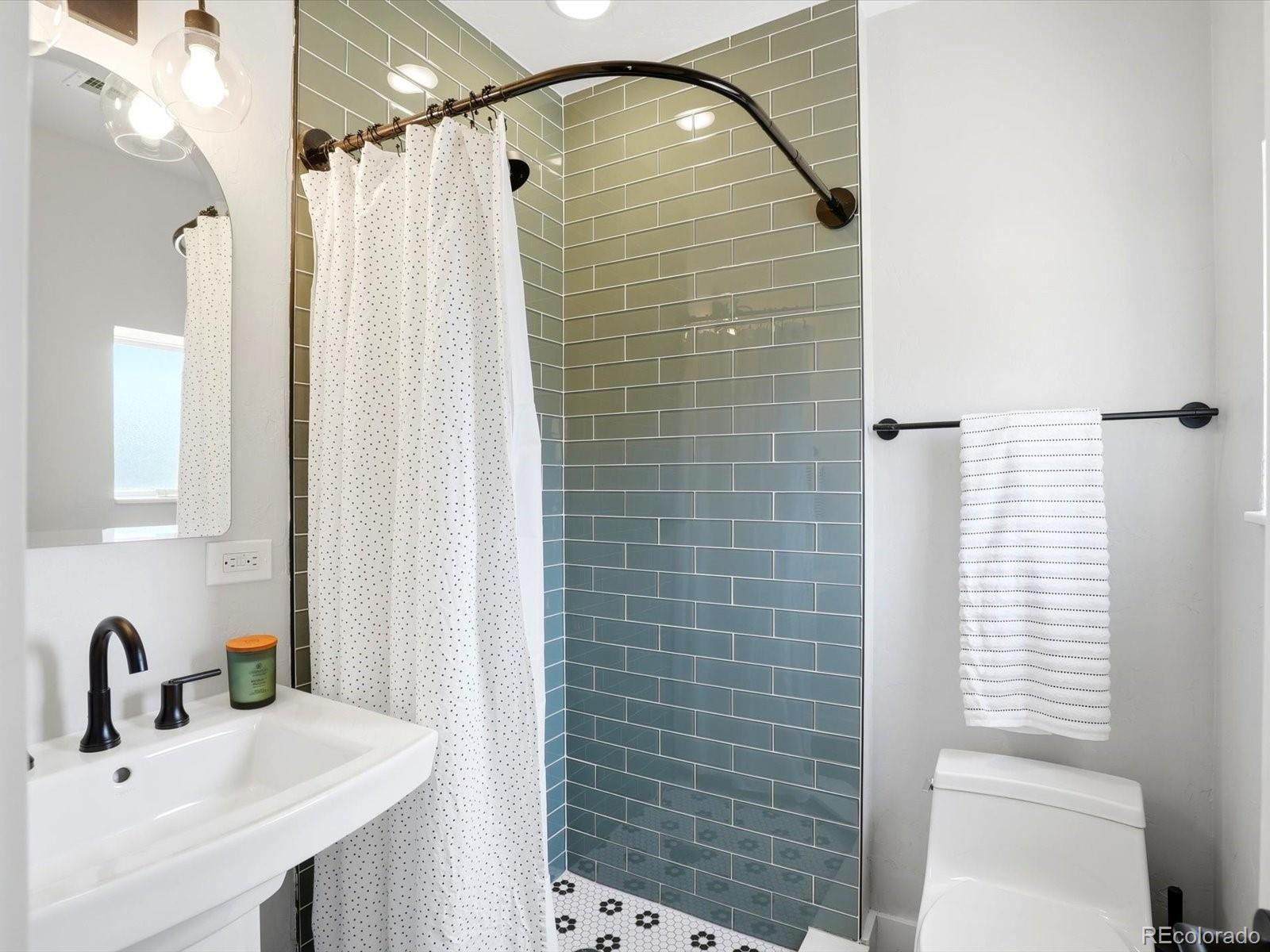 MLS Image #31 for 1200  jasmine street,denver, Colorado