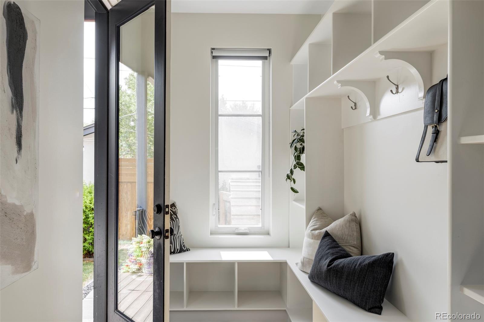 MLS Image #10 for 655 s clarkson street,denver, Colorado