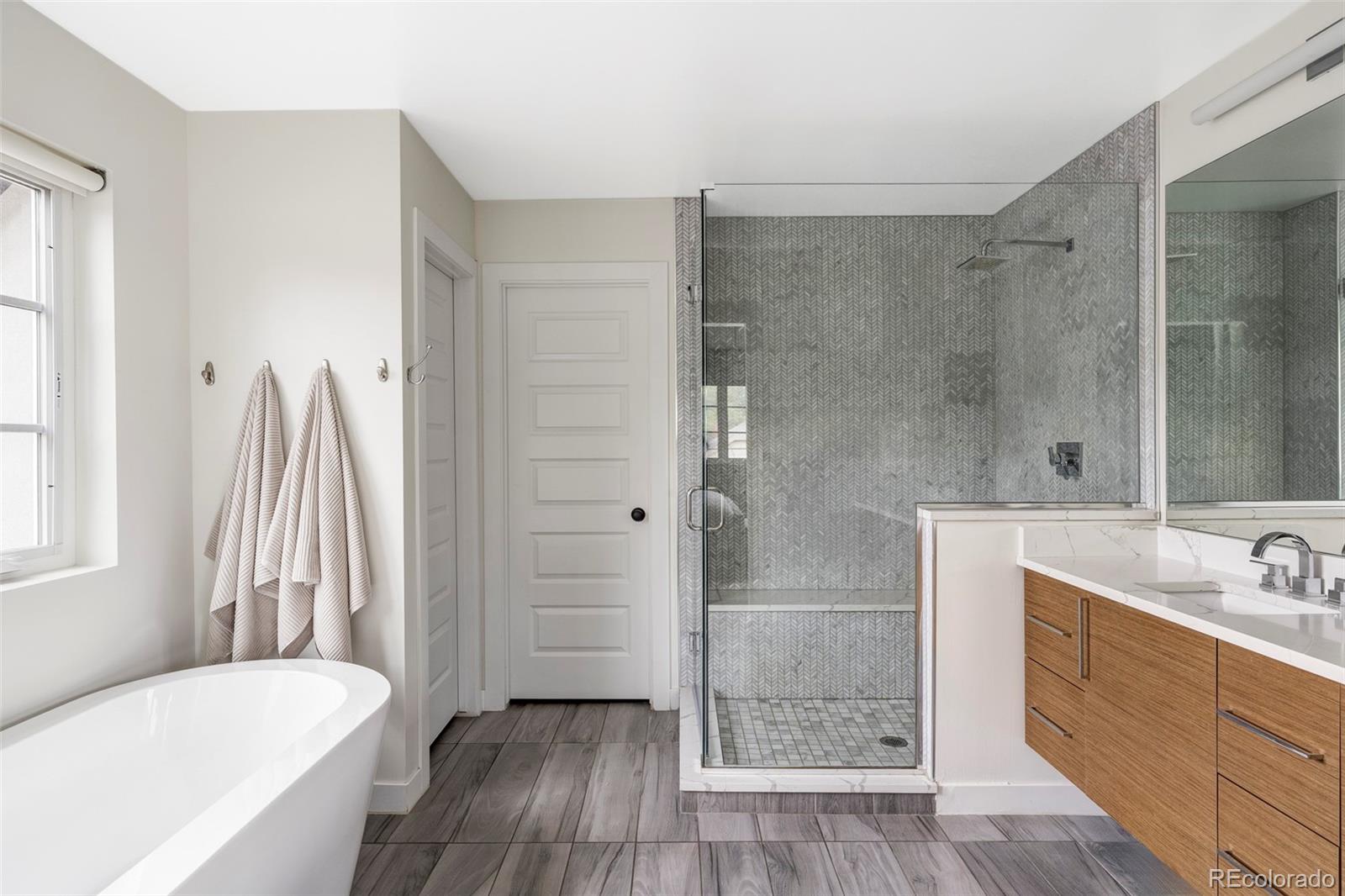 MLS Image #13 for 655 s clarkson street,denver, Colorado