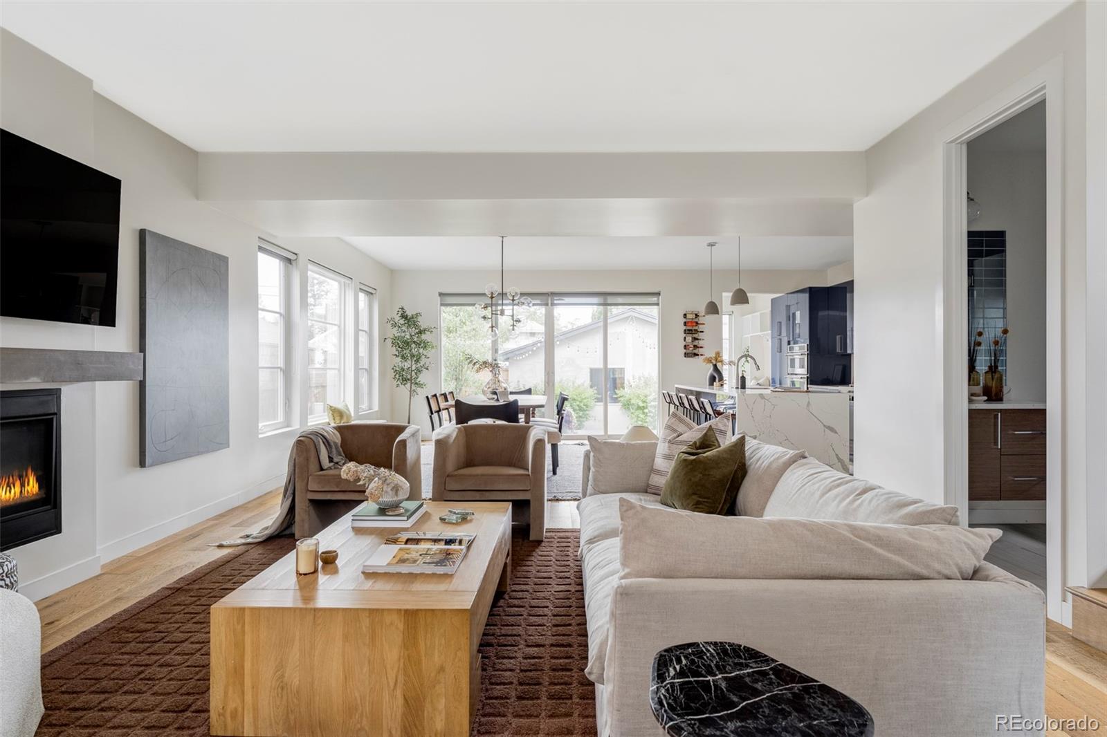 MLS Image #3 for 655 s clarkson street,denver, Colorado