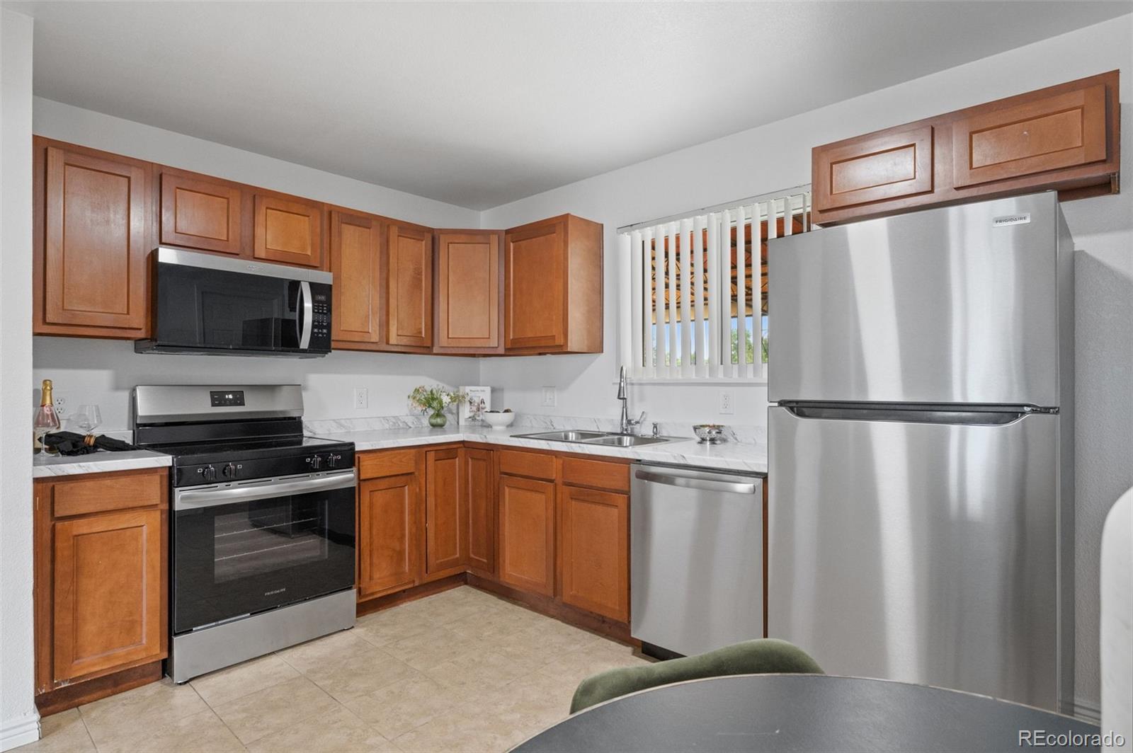 MLS Image #8 for 5544  zion court,denver, Colorado