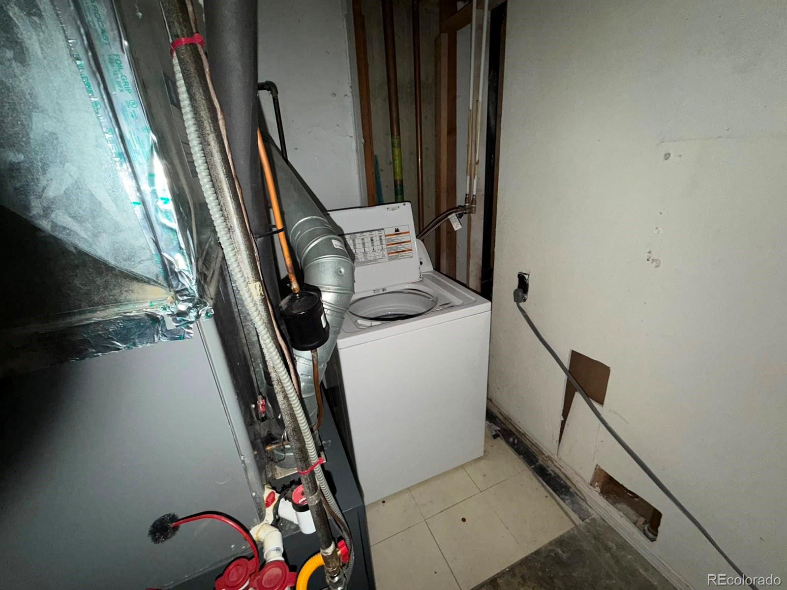 MLS Image #7 for 11648  grant street,denver, Colorado