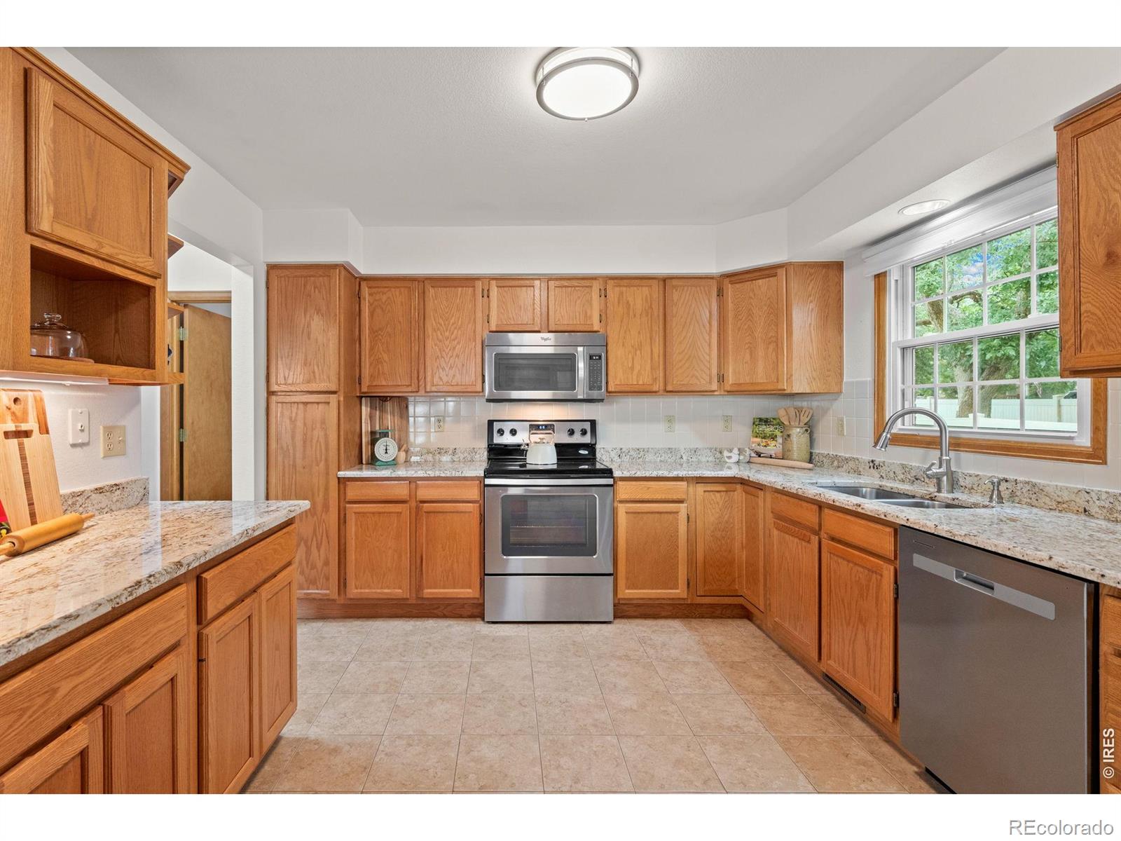 MLS Image #6 for 2675 s johnson circle,lakewood, Colorado