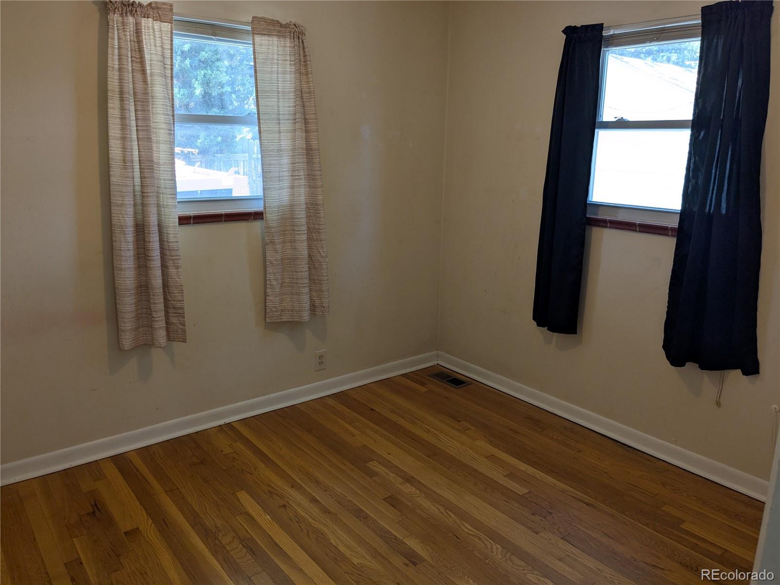 MLS Image #16 for 1676 s wolcott court,denver, Colorado