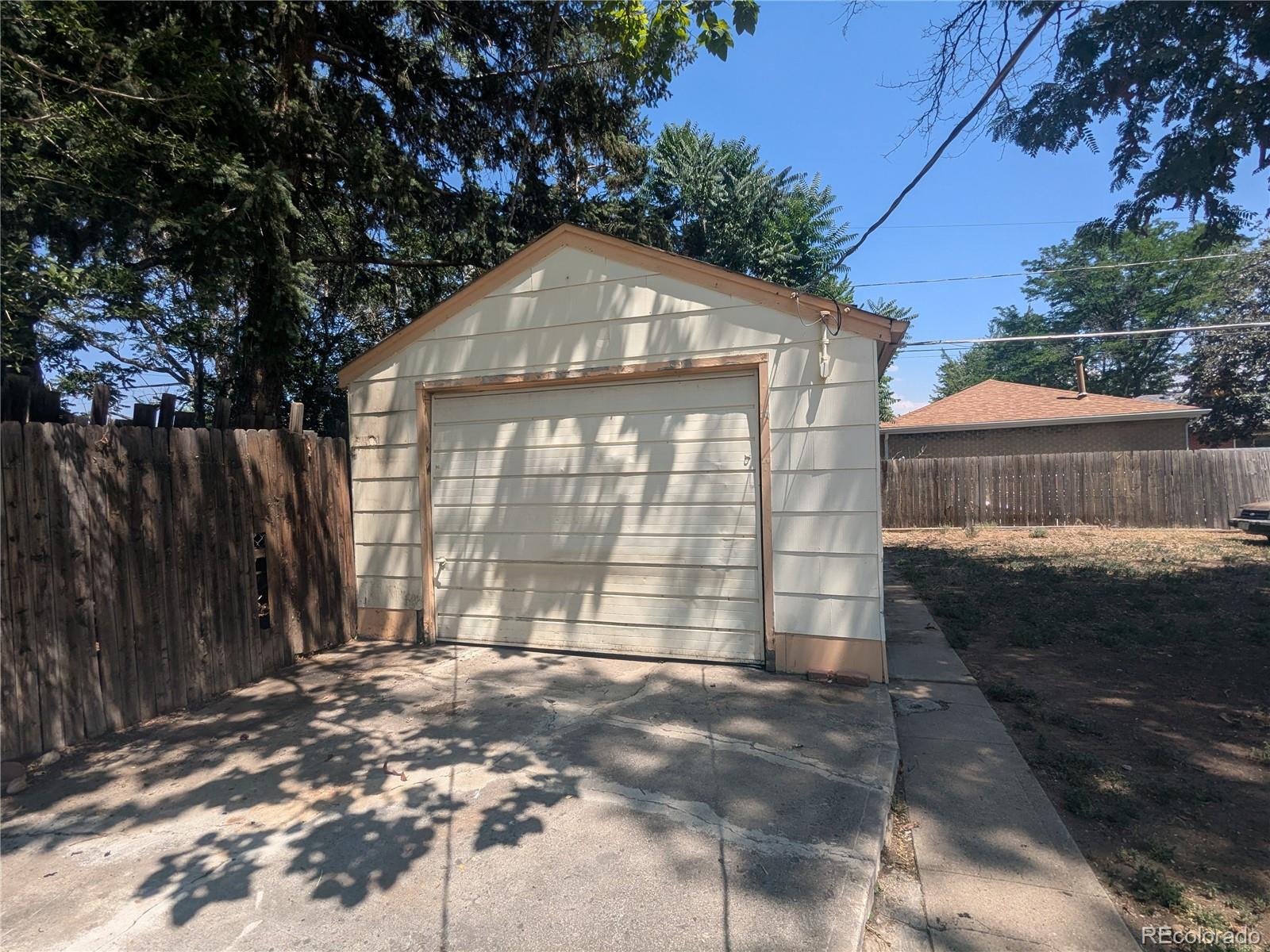 MLS Image #30 for 1676 s wolcott court,denver, Colorado